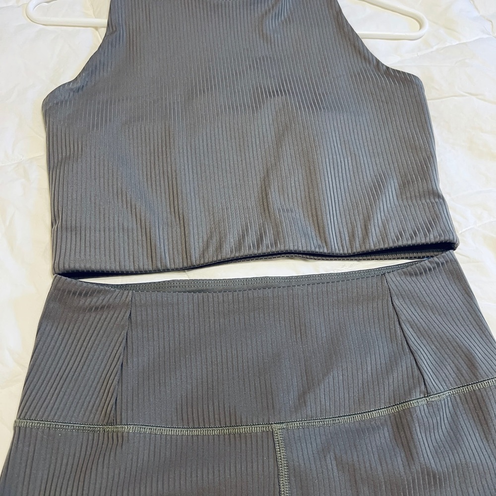 Girlfriend collective Ribbed Active Set - Forest Green Tank & Leggings - Picture 2 of 5